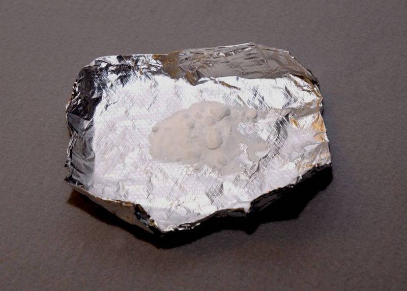 File:Optimized-Powder meth foil small.jpg