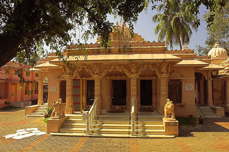 Jain Temple in the old part of Fort Cochin Kerala.jpg