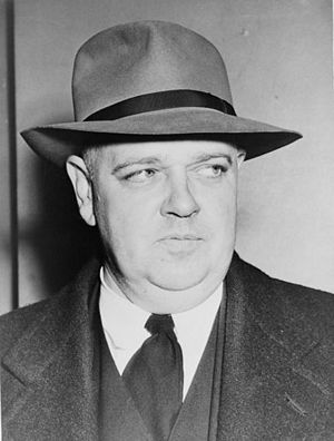 454px-Whittaker Chambers.jpg
